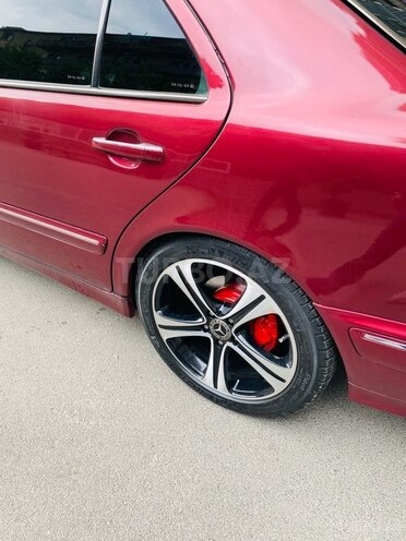 Mercedes E 220 d 2000, 298,000 km - 2.2 l - Bakı
