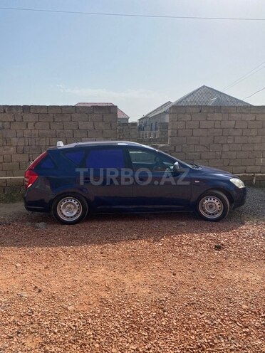Kia Ceed 2007, 299,000 km - 1.6 l - Bakı