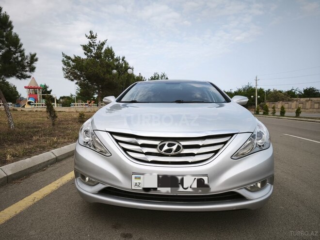 Hyundai Sonata 2010, 246,170 km - 2.0 l - Salyan