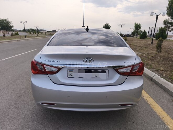 Hyundai Sonata 2010, 246,170 km - 2.0 l - Salyan