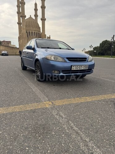 Chevrolet Lacetti-1
