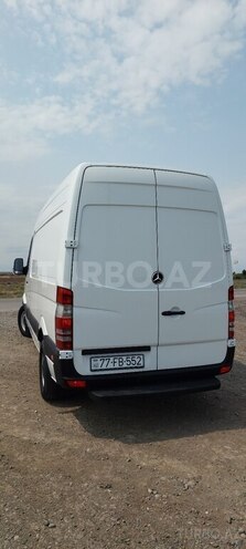 Mercedes  2008, 380,000 km - 2.2 l - Salyan