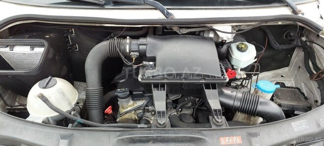 Mercedes  2008, 380,000 km - 2.2 l - Salyan