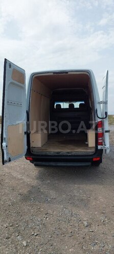 Mercedes  2008, 380,000 km - 2.2 l - Salyan
