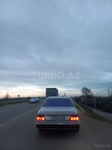 Mercedes E 220 d 1992, 199,559 km - 2.2 l - Lənkəran