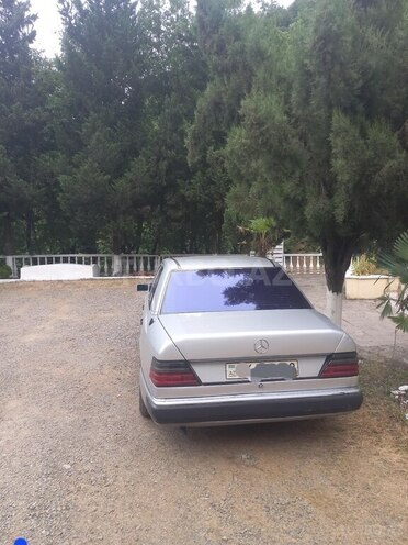 Mercedes E 220 d 1992, 199,559 km - 2.2 l - Lənkəran