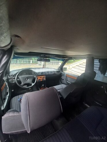 Mercedes E 220 d 1992, 199,559 km - 2.2 l - Lənkəran