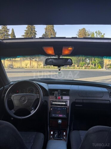 Mercedes C 200 1997, 300,000 km - 2.0 л - Goranboy