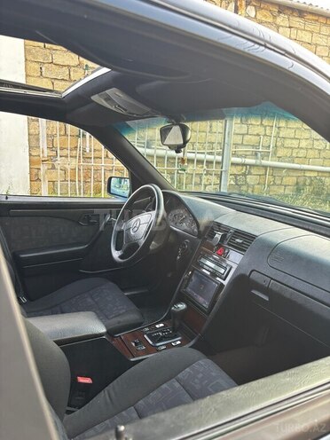 Mercedes C 200 1997, 300,000 km - 2.0 л - Goranboy