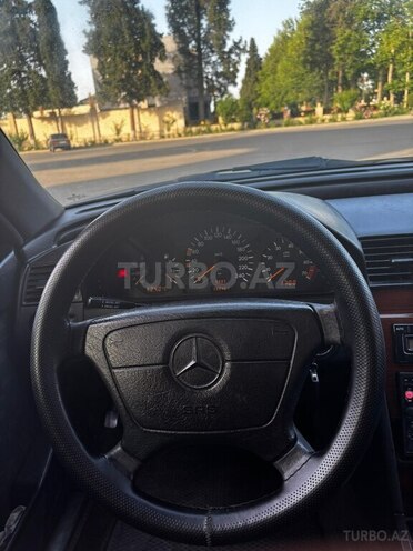 Mercedes C 200 1997, 300,000 km - 2.0 л - Goranboy