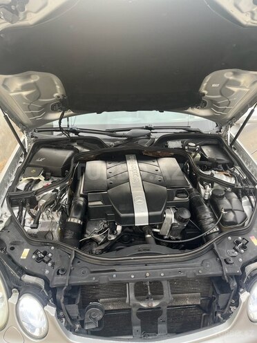 Mercedes E 240 2002, 203,377 km - 2.6 л - Bakı