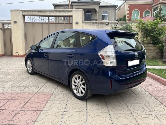 Toyota Prius V 2013, 135,800 km - 1.8 l - Bakı