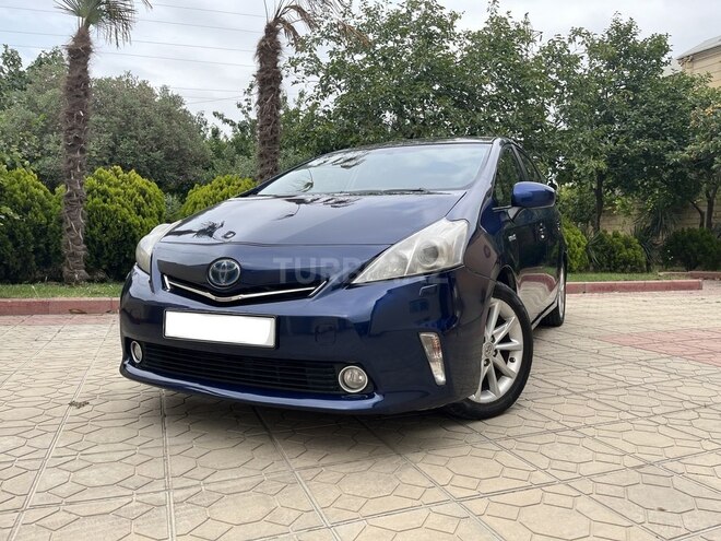 Toyota Prius V 2013, 135,800 km - 1.8 l - Bakı
