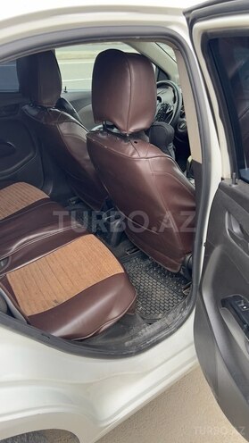 Chevrolet Aveo-6