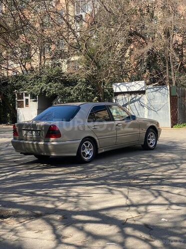 Mercedes C 180 1995, 296,842 km - 1.8 l - Bakı