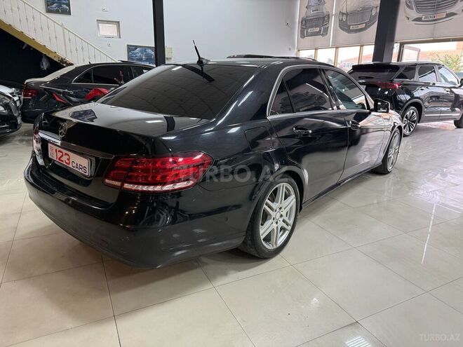 Mercedes E 220-9