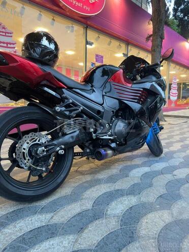 Kawasaki 1400 GTR-3
