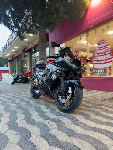 Kawasaki 1400 GTR-1