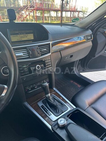 Mercedes E 220 d 2010, 248,000 km - 2.1 l - Bakı
