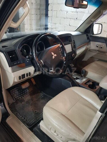 Mitsubishi Pajero 2008, 170,000 km - 3.0 l - Bakı