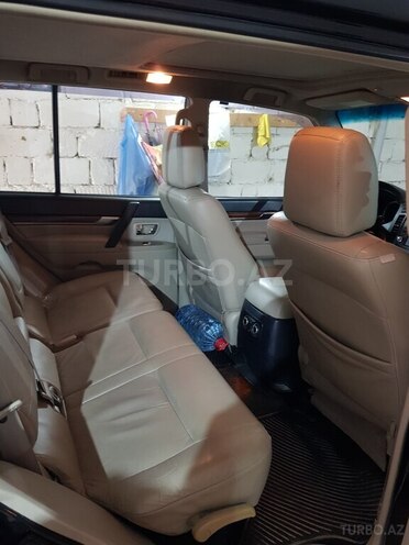 Mitsubishi Pajero 2008, 170,000 km - 3.0 l - Bakı