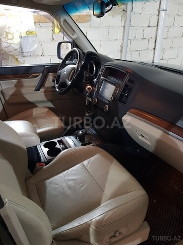 Mitsubishi Pajero 2008, 170,000 km - 3.0 l - Bakı