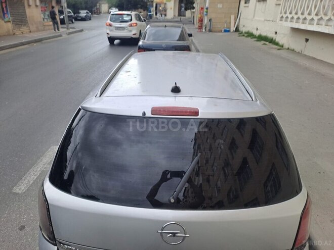 Opel Astra 2006, 228,000 km - 1.3 l - Bakı