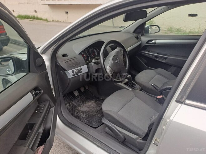 Opel Astra 2006, 228,000 km - 1.3 l - Bakı