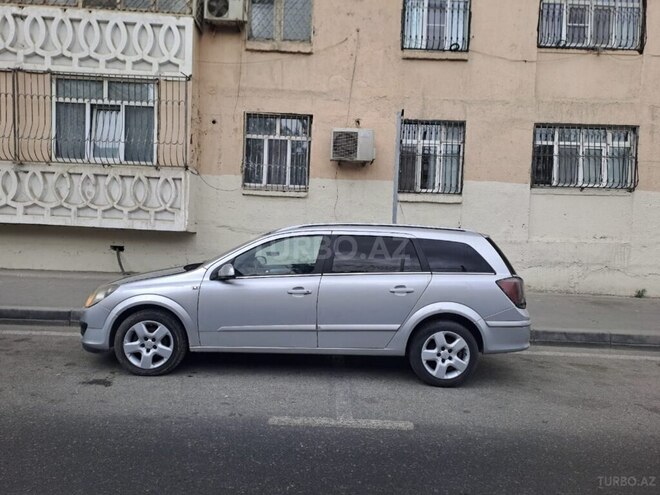 Opel Astra 2006, 228,000 km - 1.3 l - Bakı