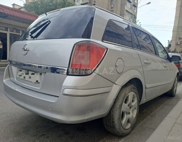 Opel Astra 2006, 228,000 km - 1.3 l - Bakı