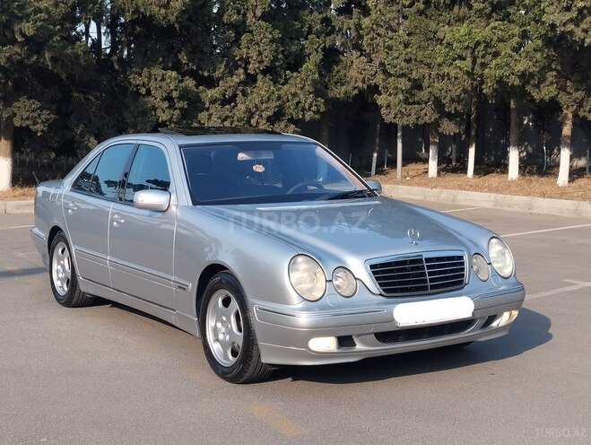 Mercedes E 320 2001, 246,800 km - 3.2 l - Bakı