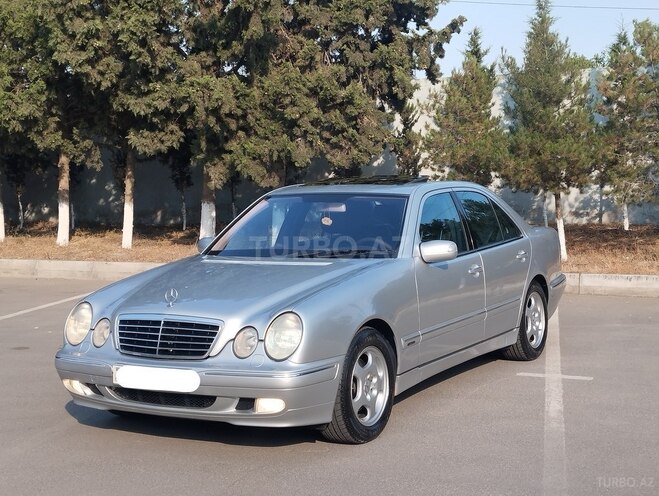 Mercedes E 320 2001, 246,800 km - 3.2 l - Bakı