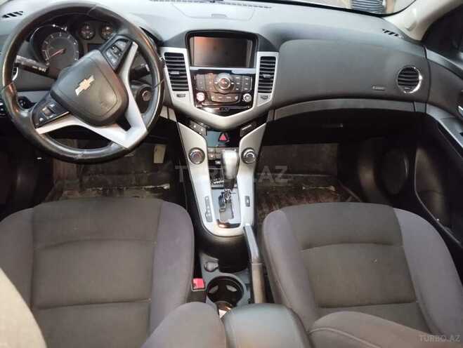 Chevrolet Cruze 2012, 210,000 km - 1.4 l - Qax