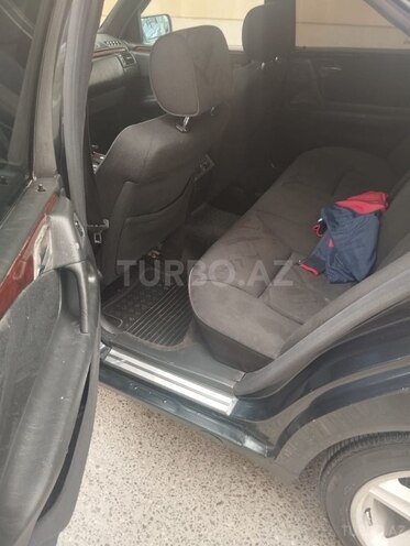 Mercedes E 200 1996, 360,458 km - 2.0 l - Bakı