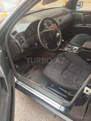 Mercedes E 200 1996, 360,458 km - 2.0 l - Bakı