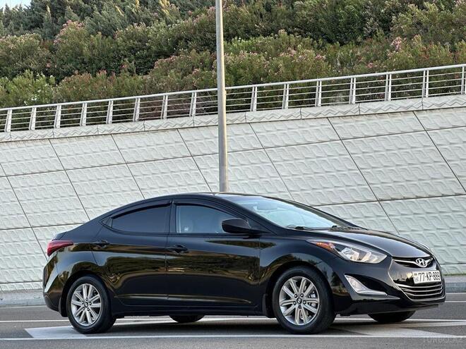 Hyundai Elantra 2015, 145,717 km - 1.8 л - Bakı