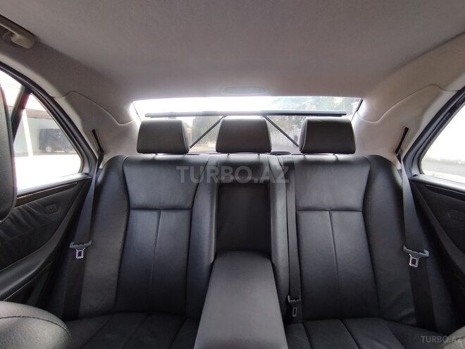 Mercedes E 320 2001, 246,800 km - 3.2 l - Bakı