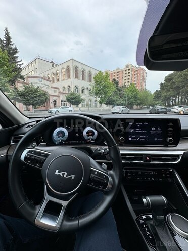 Kia K5-7