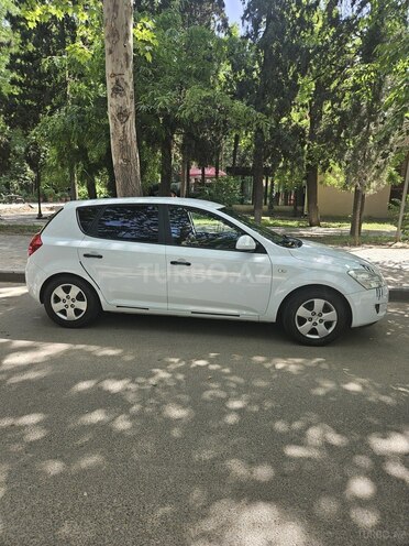 Kia Ceed 2009, 146,000 km - 1.4 л - Gəncə