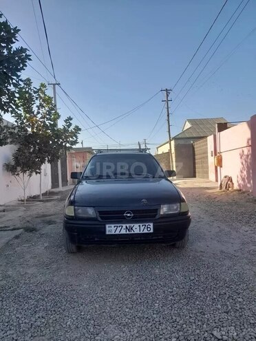 Opel Astra 1993, 250,000 km - 1.4 l - Bakı