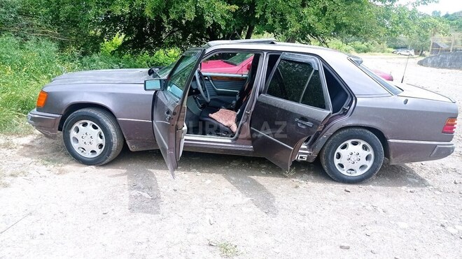 Mercedes E 200 d 1992, 862,320 km - 2.0 л - Bakı