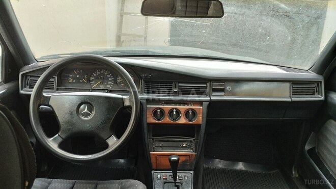 Mercedes 190 1992, 332,450 km - 2.0 l - Bakı