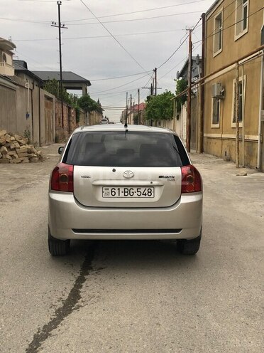 Toyota Corolla 2005, 390,000 km - 1.4 l - Bakı
