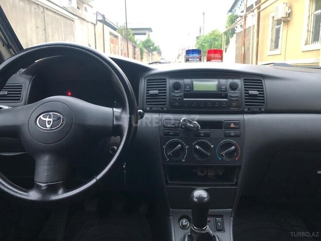 Toyota Corolla 2005, 390,000 km - 1.4 l - Bakı