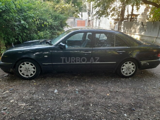 Mercedes E 280 1998, 310,000 km - 2.8 l - Mingəçevir