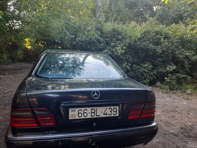 Mercedes E 280 1998, 310,000 km - 2.8 l - Mingəçevir