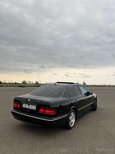 Mercedes E 220 d 1999, 453,122 km - 2.2 l - Astara
