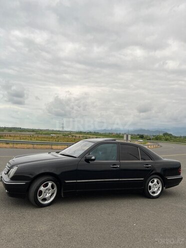 Mercedes E 220 d 1999, 453,122 km - 2.2 l - Astara