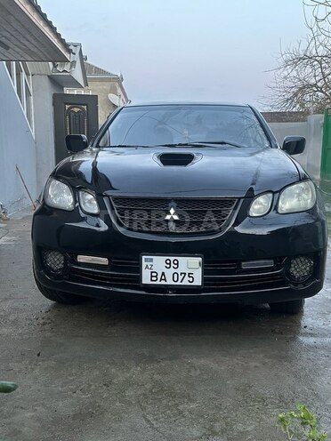 Mitsubishi Airtrek 2002, 400,585 km - 2.0 л - Xaçmaz