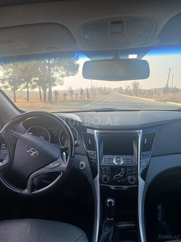 Hyundai Sonata 2012, 233,355 km - 2.0 л - Naftalan